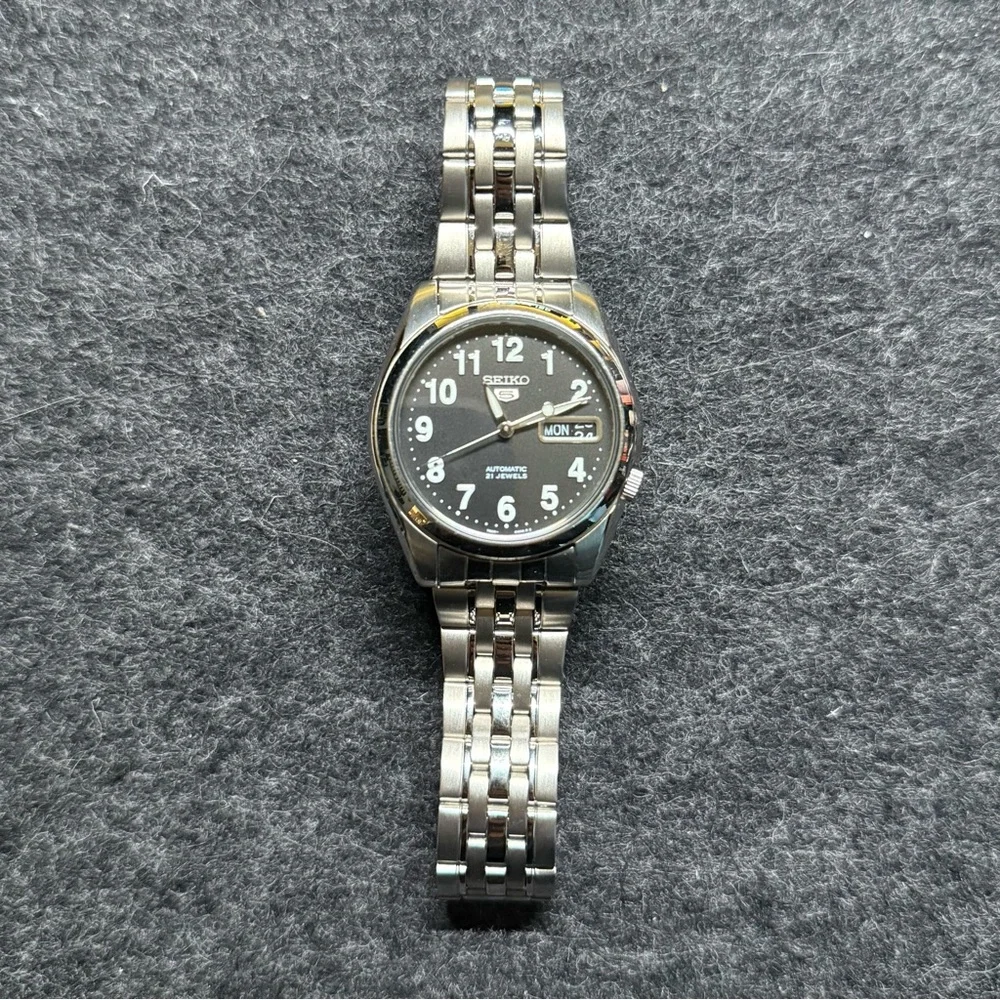 Seiko 5 Automatic Watch - Picture 1 of 5